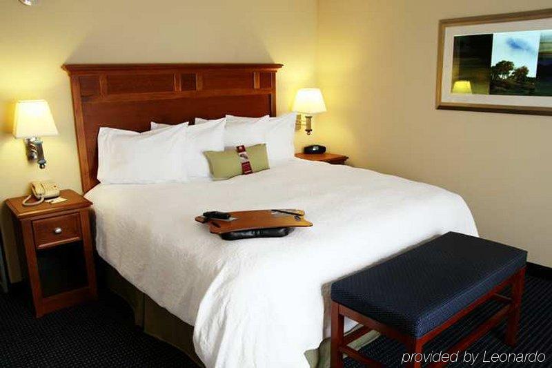 Hampton Inn Warrenton, Va Номер фото